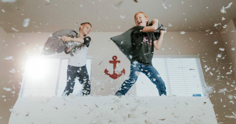 The Two Keys You Need to Declutter Kid’s Stuff The Two Keys You Need to Declutter Kid’s Stuff