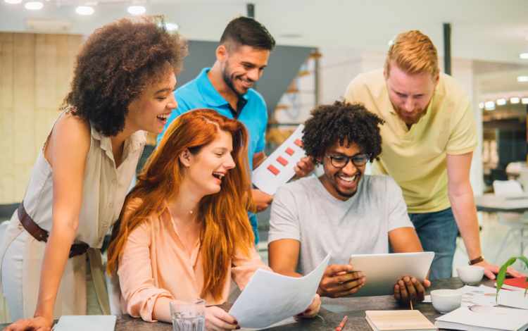 7 Ways to Bring Happiness and Fun into Your Workplace 7 Ways to Bring Happiness and Fun into Your Workplace