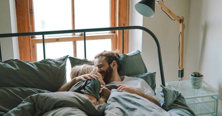21 Things To Do In the Morning Before Checking Your Phone 21 Things To Do In the Morning Before Checking Your Phone