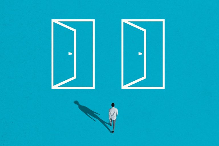 How to Make Hard Decisions Or Run The Risk of a Hard Life How to Make Hard Decisions Or Run The Risk of a Hard Life