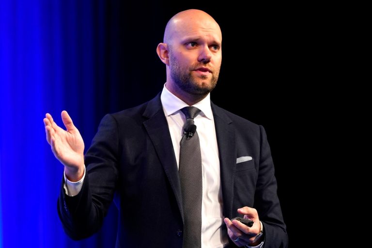 James Clear’s Atoms App Helps Build Atomic Habits