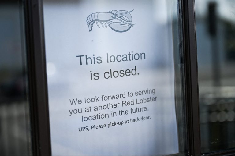 Red Lobster Shutters Dozens of Locations, Auctioning Equipment Red Lobster Shutters Dozens of Locations, Auctioning Equipment