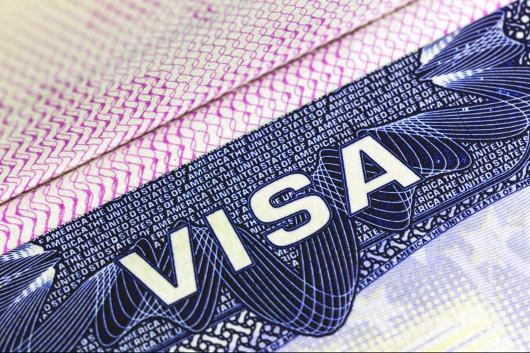 These 2 Visas Can Open Doors for Global Entrepreneurs to Franchise in the U.S.