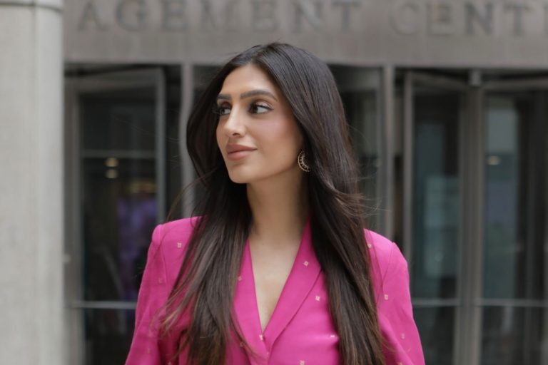 How holiCHIC’s Cultural Fusion Breaks Barriers in Fashion How holiCHIC’s Cultural Fusion Breaks Barriers in Fashion