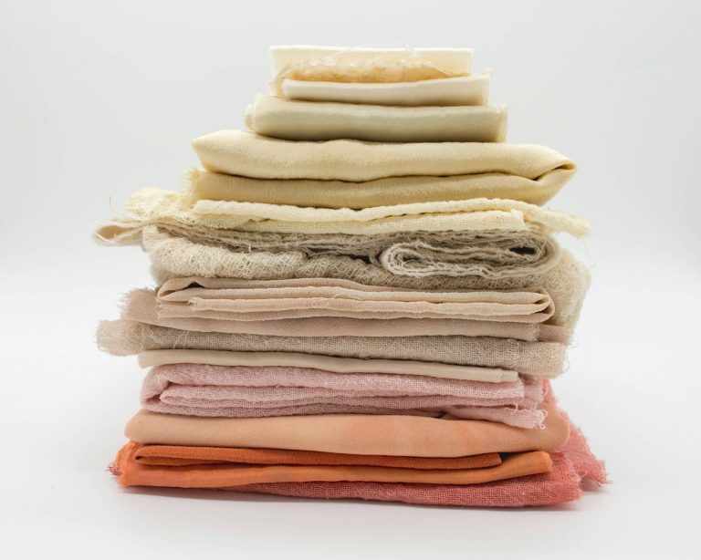 10 Things You Think You Need to Organize, But Should Minimize Instead 10 Things You Think You Need to Organize, But Should Minimize Instead