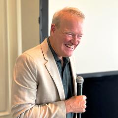 Bridging East and West: A Well Balanced Path to Flourishing Bridging East and West: A Well Balanced Path to Flourishing