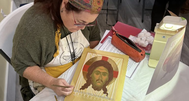 Behold His Face: Encountering Christ in Icons